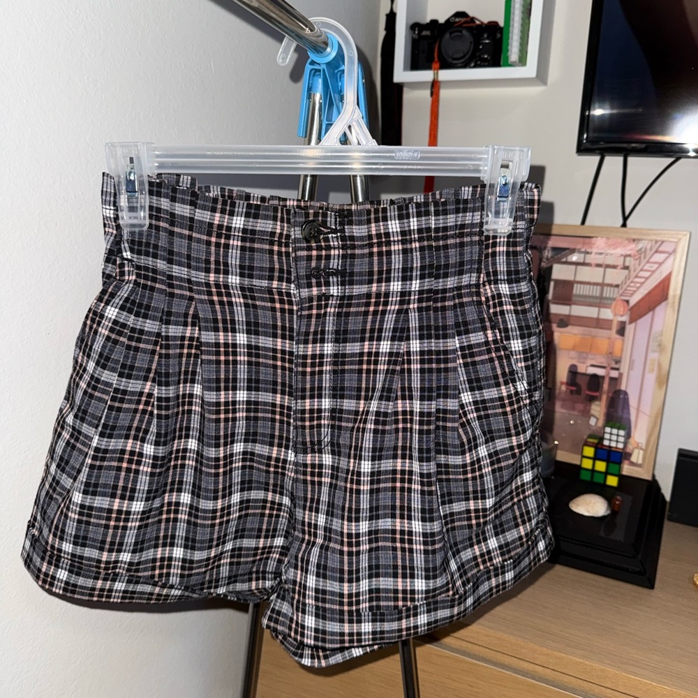 American Eagle Outfitters Black and White Plaid High Waist Shorts